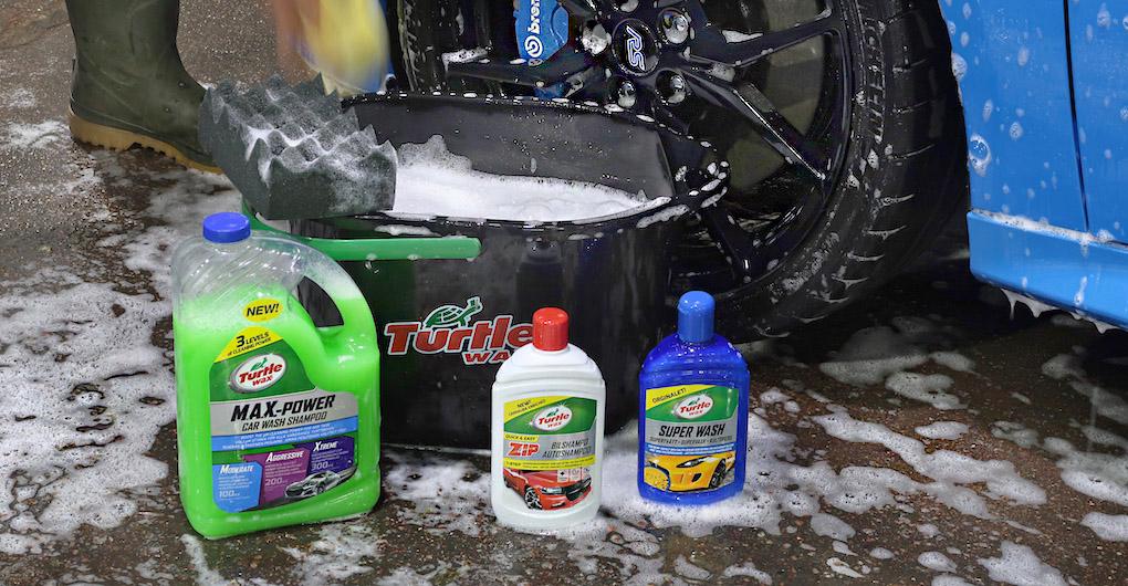 Nước rửa xe bọt tuyết cực sạch pH cân bằng M.A.X. Power Car Wash Shampoo Turtle Wax 50597 2.95L