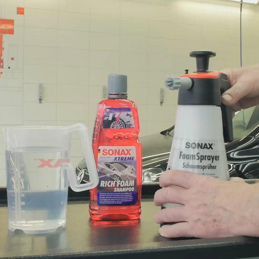 Bình xịt bọt tuyết rửa xe cầm tay tiện dụng nhiều bọt Sonax Foam Sprayer 1 lit