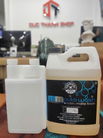 Nước rửa chuyên cho xe sơn nhám Chemical Guys Meticulous Matte Auto Wash For Satin Finish Chai Sang Nhỏ 500ml