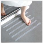 Băng keo chống trượt màu trong suốt 3M Safety-walk 220 Clear 50mm x 18.3m