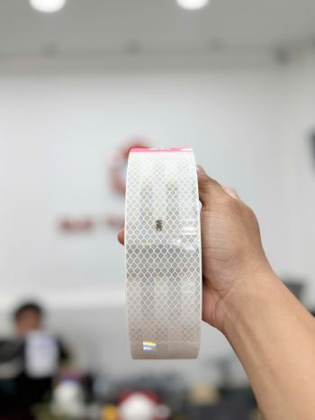 Băng keo phản quang kim cương 3M trắng cao cấp 983-10  2in x 50m 