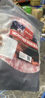 Găng tay rửa xe sợi Microfiber mềm bảo vệ sơn Maxshine Mixed Color White & Red Wash Mitt 1130005W